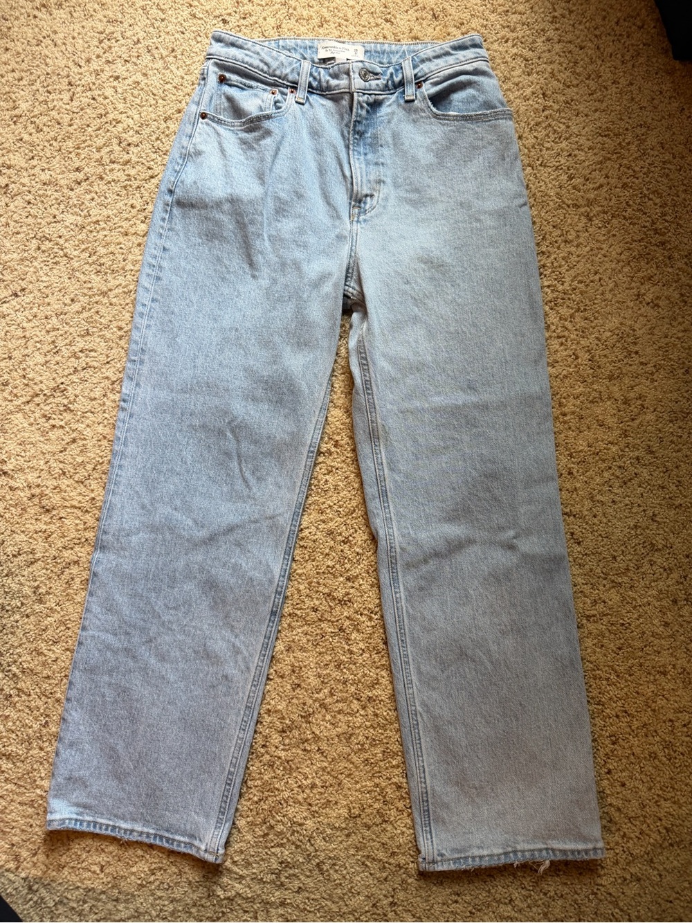Abercrombie 90’s relaxed high rise size 8 short